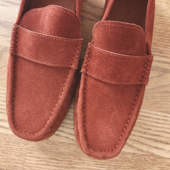 NWOT Vince Men's Daly Loafer in Sunset Orange, Size 8/Women's Size 10 - Picture 2 of 14